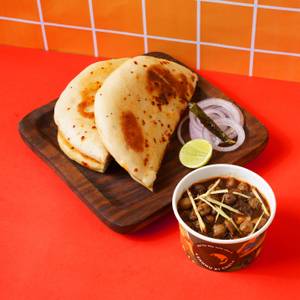 Amritsari Chole Kulcha