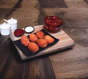 Paneer Kurkure Momos [Regular, 8 Pieces]