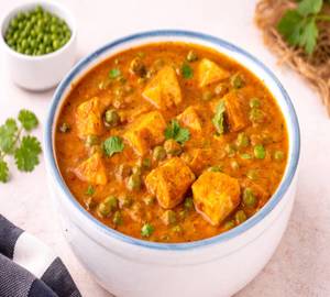 Matar Paneer