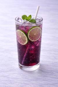Kala Khatta Mojito