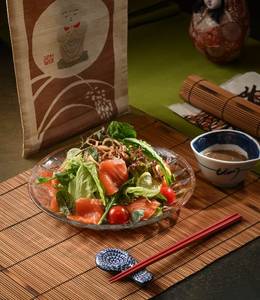 Salmon Sashimi Salad