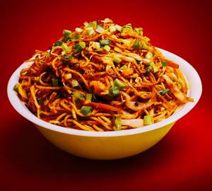 Veg Chowmein – Indo-Chinese Street Style