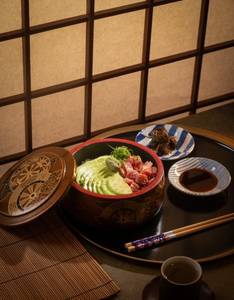 Maguro Avocado Don