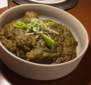 Hari Mirch Ka Bhuna Murg