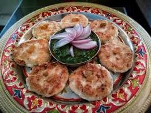 Kurkura Dahi Kebab With Mint Chutney