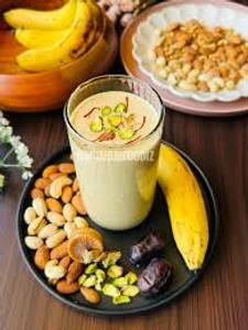 Dry fruit shake