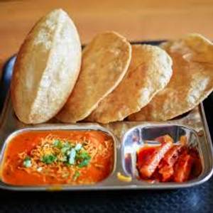 Poori 5pcs+ Seasonal Sabji+ Salad