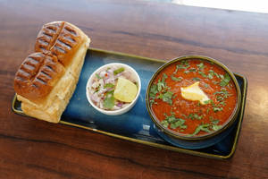 Butter Pav Bhaji