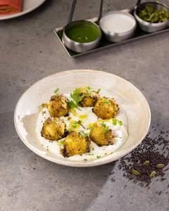 Theecha Aloo Dahi Tarka