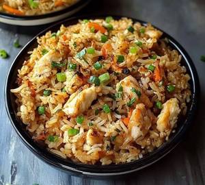 Burnt Garlic Chicken Fried Rice