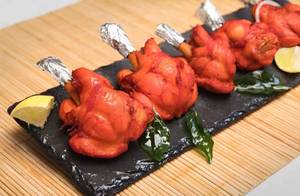 Chicken Mini Lolly Pop (8 Pieces)