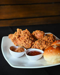 Fried Chicken-family Meal (8pcs)