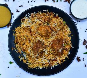 Dum Chicken Biryani [Serves 1]