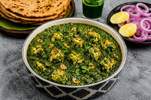 Lehsuni Palak Paneer
