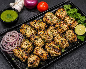 Murgh Lasooni Tikka[8 Piece]