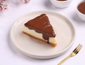 Nutella Cheesecake Slice