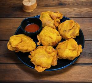 Potato Pakoda [6 Pieces]