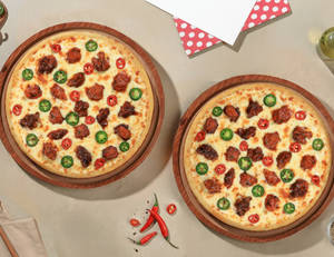 Pack of 2 BIG Pizzas - Firecracker Chicken