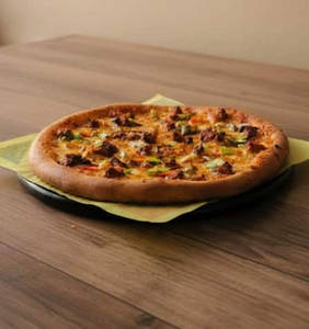 Butter Chicken Pizza