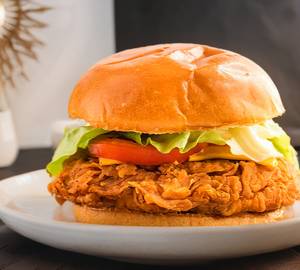Cripsy chicken burger