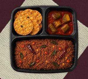 Tamarind Rice + Thattai + Pickle + Pappad