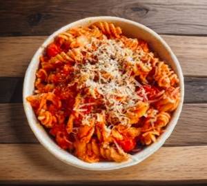 Chicken red sauce pasta