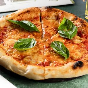 The Classic Napoli (margherita)