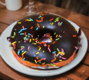 Dutch chocolate doughnut 100gm