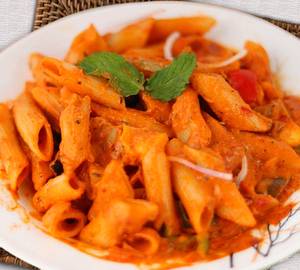 Red pasta