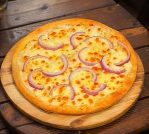 Onion pizza