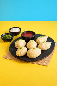 Paneer Momos (6 Pcs)