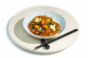Schezwan Chilli Prawn Noodles