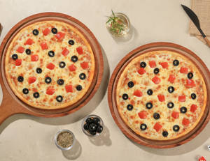 Pack of 2 BIG Pizzas - Olive Twist