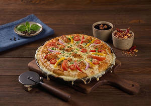 Makhani Chicken Pizza