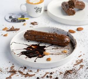Chocolate Eclair (Fudge And Nut Frenzy Eclair)