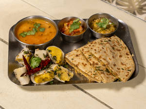 Bhojpuri Thali (v)