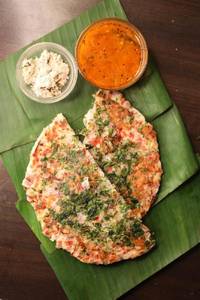 Onion Tomato Uttapam