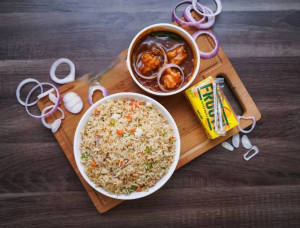 Veg Fried Rice + Chilli Chicken Gravy + French Fries + Frooti [125 ml]