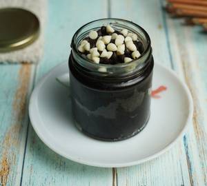 Chocolate Jar Cake