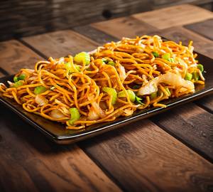 Veg Chowmin (1/2 portion)