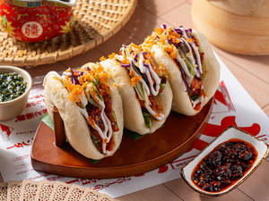 Crispy Chicken Bao (3 Pcs)
