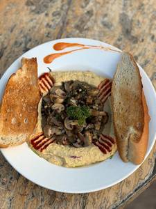 Warm Mushroom & Hummus