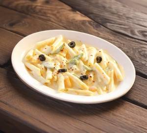 White Saus Pasta