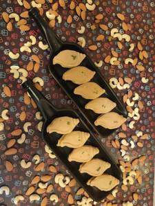 Shankh Big Nolen Gur Sandesh