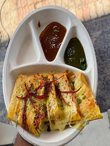 Indori Cheese Chilla