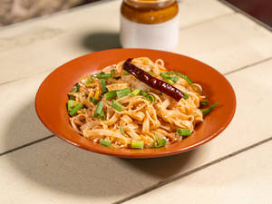 Chilli Garlic Rice Noodles
