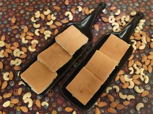 Baked Kalakand Nolen Gur