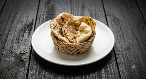 Basket Roti(Kulcha,Paratha,Missi Roti,Naan,Roti