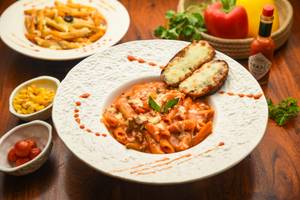 Mix Sauce Pasta