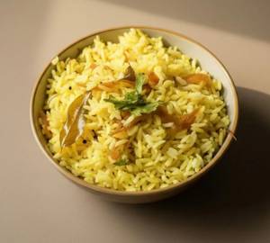 Chitranna lemon rice with pickle